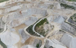 ελεγχόμενες ανατινάξεις λατομείων μείωση κόστους εξορυξη
